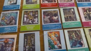 Libros de texto para nuevo ciclo escolar crean controversia por contenido