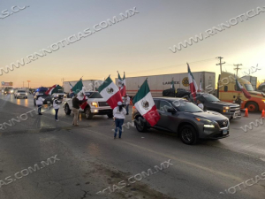 RECIBE NUEVO LAREDO CARAVANA DE PAISANOS CON M&Aacute;S DE 2 MIL VEH&Iacute;CULOS