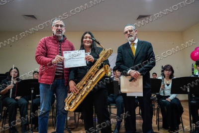 RESUENA TEMPORADA NAVIDE&Ntilde;A EN ESCUELA DE MUSICA DEL SISTEMA DIF CON EL FESTIVAL DE FIN DE CURSOS