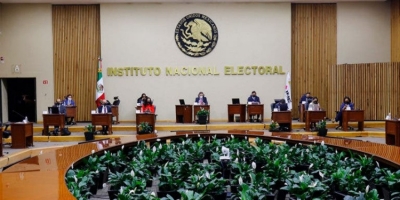 Quitar&aacute; INE un distrito al estado