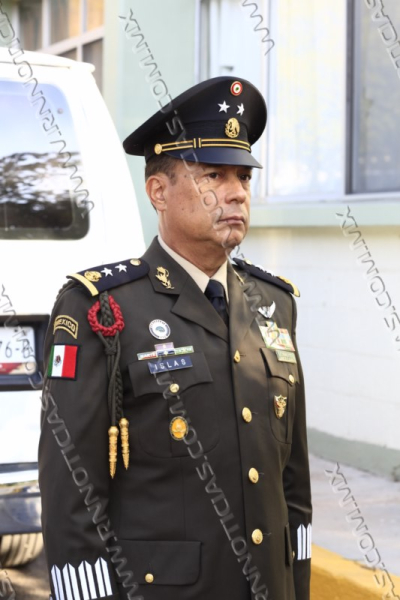 Asiste gobernador Am&eacute;rico Villarreal a la toma de posesi&oacute;n del comandante de la 48/a Zona Militar