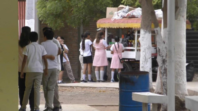 COEPRIS revisa agua y alimentos en escuelas por casos de hepatitis