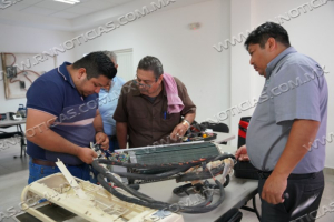 CIUDADANOS APRENDEN NUEVAS HABILIDADES EN TALLERES DE OFICIO