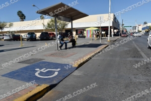 EXHORTA MUNICIPIO A RESPETAR LOS ESPACIOS DE ESTACIONAMIENTO PARA PERSONAS CON DISCAPACIDAD