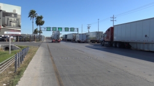 VIDEO Fallas en sistemas y modificaciones en puente 3 afectan la exportación
