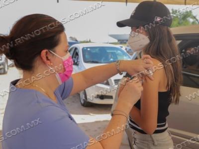SE COORDINAN AUTORIDADES DE AN&Aacute;HUAC NL Y NUEVO LAREDO PARA APLICACI&Oacute;N DE VACUNAS