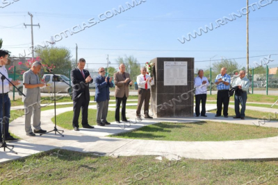 RINDEN HOMENAJE A H&Eacute;ROES REVOLUCIONARIOS NEOLAREDENSES