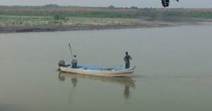 Piden a pescadores dejar descansar laguna de Champay&aacute;n