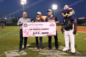 Cumplen Tecos y afición en 2do. juego a beneficio del DIF Nuevo Laredo