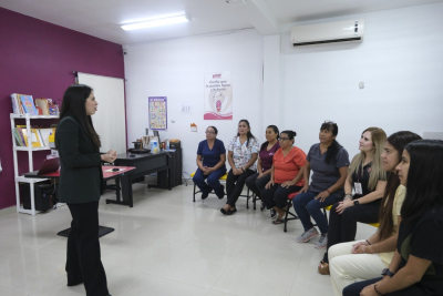 IMPARTEN TALLER DE EDUCACI&Oacute;N EMOCIONAL A PERSONAL DEL DIF