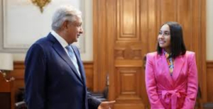 AMLO propuso a la NASA que mexicana participe en misi&oacute;n al espacio o a la Luna