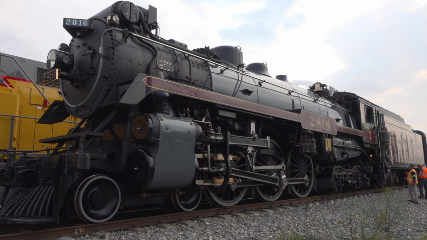 VIDEO Paso por Nuevo Laredo el tren de vapor de Canadian Pacific; recorrió Canadá, Estados Unidos y termina en México