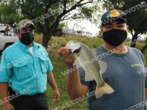 PREMIAN A LOS GANADORES DEL TORNEO MUNICIPAL  DE PESCA