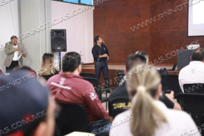 RECIBEN FUNCIONARIOS MUNICIPALES CAPACITACI&Oacute;N SOBRE TRANSPARENCIA