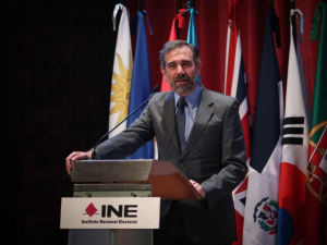 &lsquo;Llueven&rsquo; impugnaciones contra el Plan B en el TEPJF