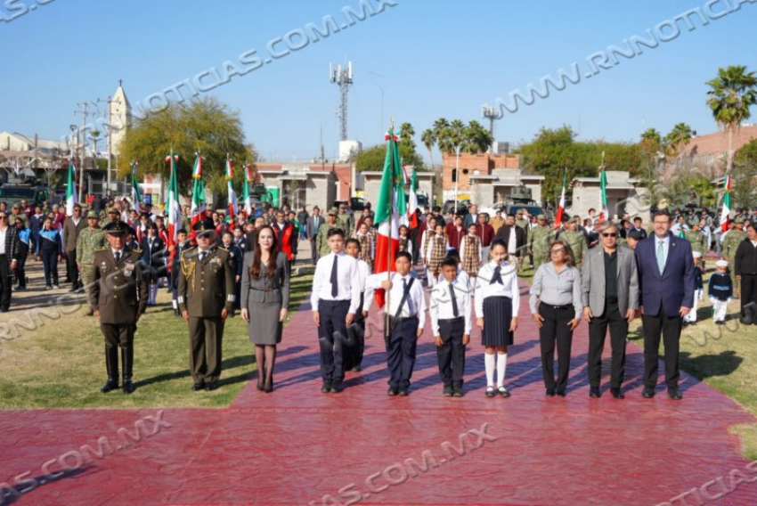 Carmen Lilia Canturosas Encabeza Emotiva Ceremonia Del Día De La Bandera Y Reafirma El Orgullo Nacional Desde La Frontera