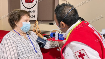 Apoyan a Adultos mayores con Brigada m&eacute;dica asistencial