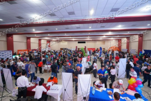 ACUDEN MÁS DE 2 MIL CIUDADANOS A FERIA DEL EMPLEO DEL GOBIERNO MUNICIPAL
