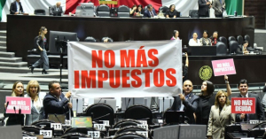 ¿Por la salud o para exprimir al pueblo? Aprueban impuesto Coca-Cola