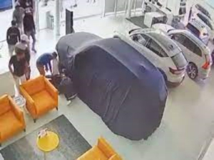 Mega atraco millonario en la agencia Volvo de Le&oacute;n