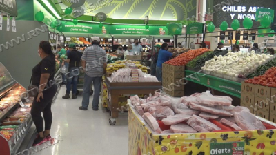 Centros comerciales mantiene precios ante aumento de canasta b&aacute;sica