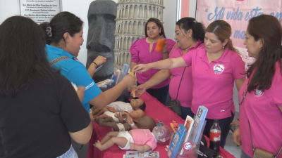 VIDEO Fundación Manos de María brinda pláticas de prevención de embarazos a jóvenes
