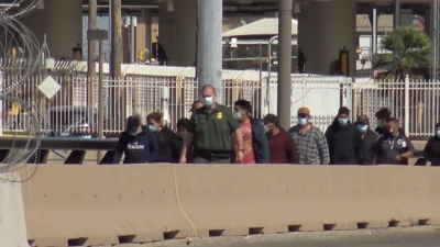VIDEO Contin&uacute;an bajas las deportaciones de mexicanos por Nuevo Laredo