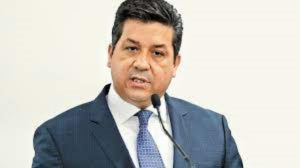 Trasciende una nueva orden de aprehensi&oacute;n contra Cabeza de Vaca