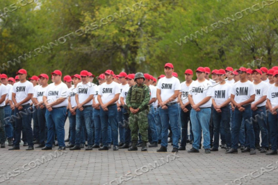 CUMPLEN 388 J&Oacute;VENES CON SERVICIO NACIONAL MILITAR; RECIBEN CARTILLA
