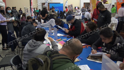 Ofertan m&aacute;s de mil 200 vacantes en tercera feria del empleo municipal