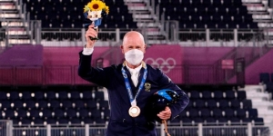 A sus 62 años, gana medallas olímpicas en Tokio 2020