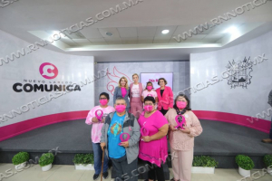 ENCABEZA GOBIERNO MUNICIPAL &lsquo;D&Iacute;A ROSA&rsquo; PARA SENSIBILIZAR SOBRE EL C&Aacute;NCER DE MAMA