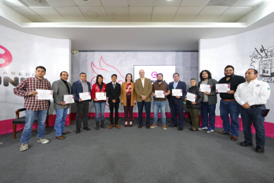 ENTREGA GOBIERNO MUNICIPAL 400 MIL PESOS EN BECAS CULTURALES