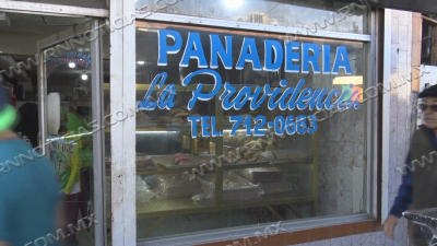 Inician panader&iacute;as con elaboraci&oacute;n de la tradicional Rosca de reyes en Nuevo Laredo
