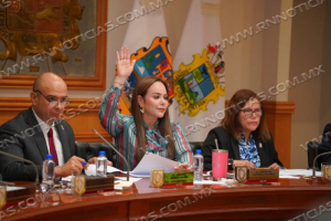 REFRENDA ALCALDESA CARMEN LILIA CANTUROSAS COMPROMISO CON LA EDUCACIÓN; ANUNCIA ENTREGA DE MÁS DE 8,000 BECAS
