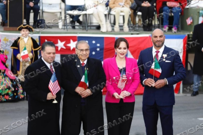 Se unen M&eacute;xico y Estados Unidos en tradicional abrazo binacional