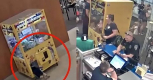 Niño queda atrapado en máquina de peluches y tienen que llamar a la policía