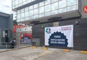 Protestan trabajadores de Juzgados Federales