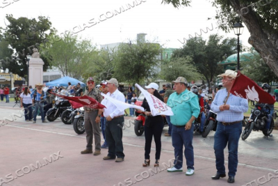 PARTICIPAN CAZADORES EN DESFILE CINEG&Eacute;TICO