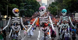 Tras festividades en M&eacute;xico podr&iacute;a haber cuarta ola de COVID: OPS