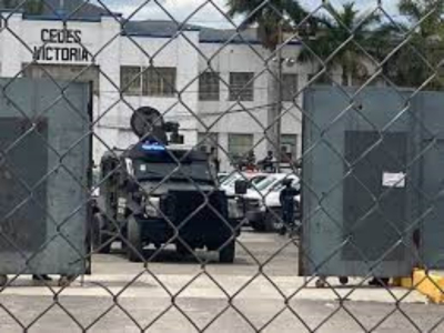 Ri&ntilde;a en el Penal deja dos heridos