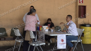 Llevan vacunaci&oacute;n contra influenza a centrales camioneras