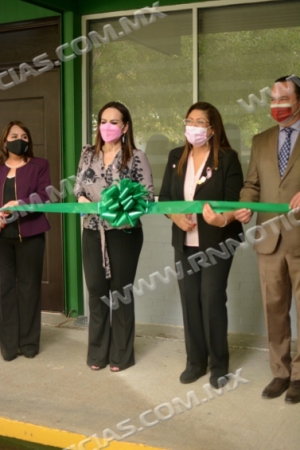 INAUGURA ALCALDESA  &quot;SALA DE TITULACIÓN&quot; EN 57 ANIVERSARIO DEL TECNOLÓGICO