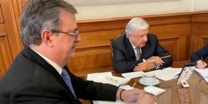 AMLO propone a Kamala Harris reapertura de frontera a “no esenciales”