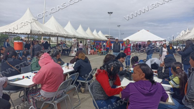 ACUDEN CIENTOS DE VECINOS A BRIGADA TOCANDO CORAZONES EN FRACCIONAMIENTO EL PROGRESO