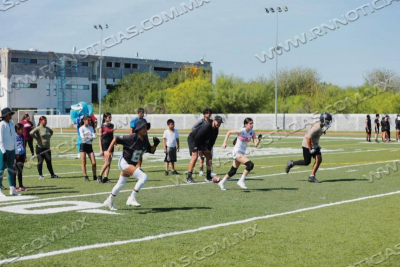 IMPULSA GOBIERNO MUNICIPAL EL DEPORTE CON CL&Iacute;NICA DE INICIACI&Oacute;N AL F&Uacute;TBOL AMERICANO EN NUEVO LAREDO
