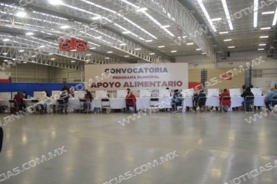 JEFAS  Y JEFES DE FAMILIA SE INSCRIBEN EN PROGRAMA DE APOYO ALIMENTARIO