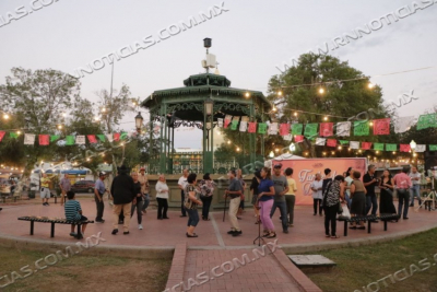 REACTIVAN DINAMISMO Y ECONOM&Iacute;A DEL CENTRO HIST&Oacute;RICO CON VIERNES DE DANZ&Oacute;N