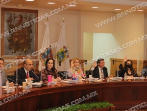 RATIFICAN A REGIDORES COMO INTEGRANTES DEL COMITÉ DE COMPRAS