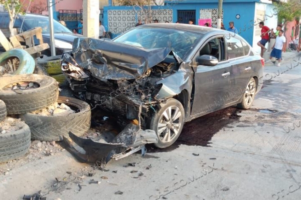Quincea&ntilde;ero causa encontronazo en Nuevo Laredo